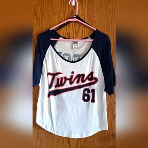 Mn twins 1/2 sleeve tee